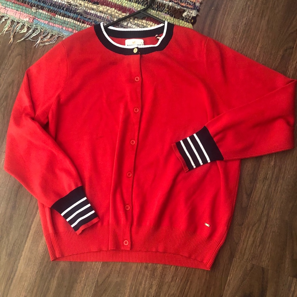 Red fine knit cardigan w/ navy white stripe sleeve